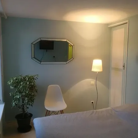 Arbois, Joli Petit Plein Centre Apartment